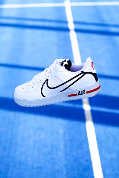 白色nike air force 1 low